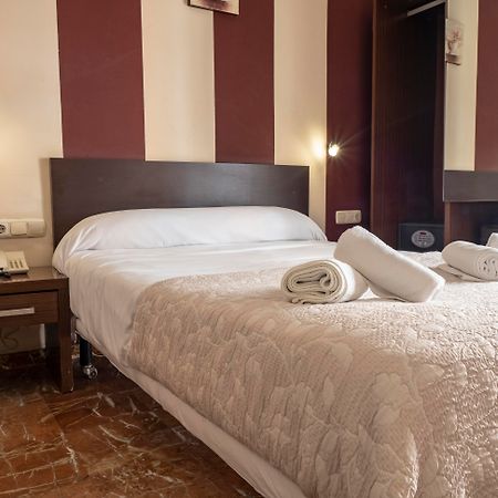 Hotel Marina Уелва Екстериор снимка